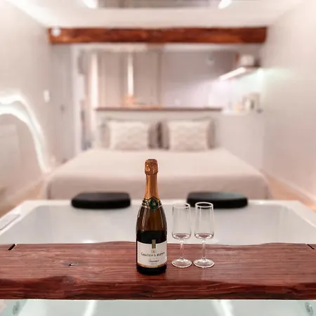 Apartament Les Jolies Nuits - A La Folie, Loft & Spa *