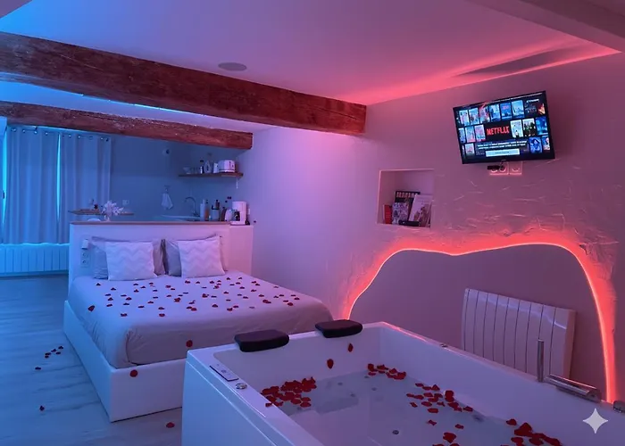 A La Folie - Loft & Apartment Montrevault